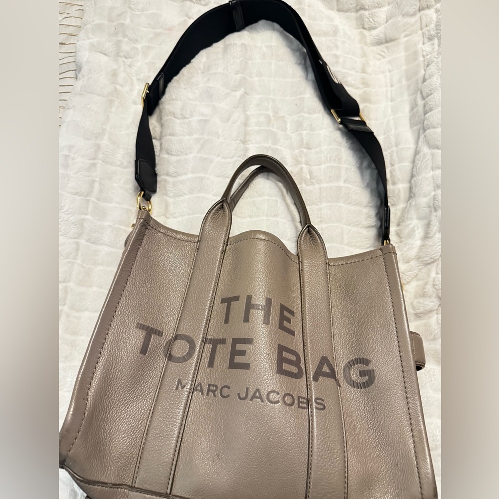 Marc Jacobs Cement Leather Tote Bag